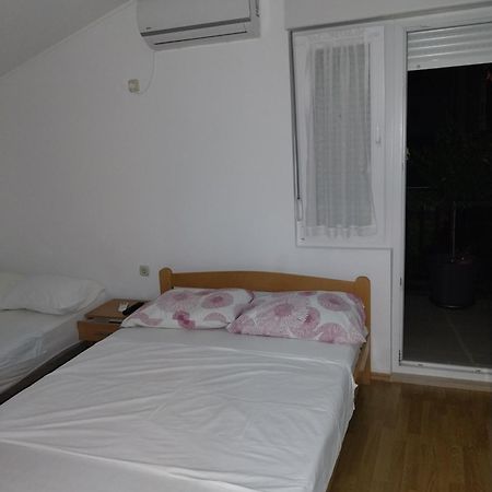 Apartmani Liberan Neum Exterior foto