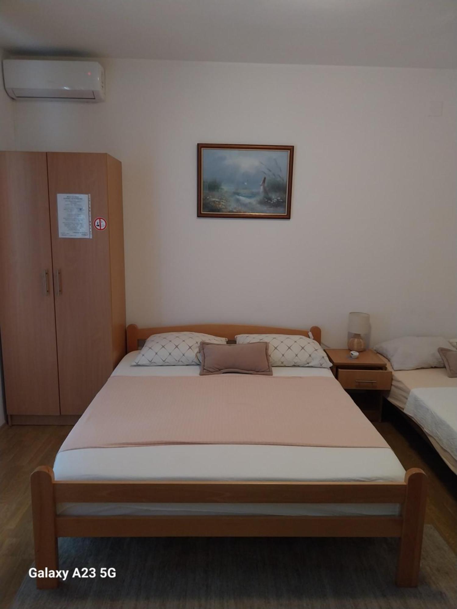 Apartmani Liberan Neum Exterior foto