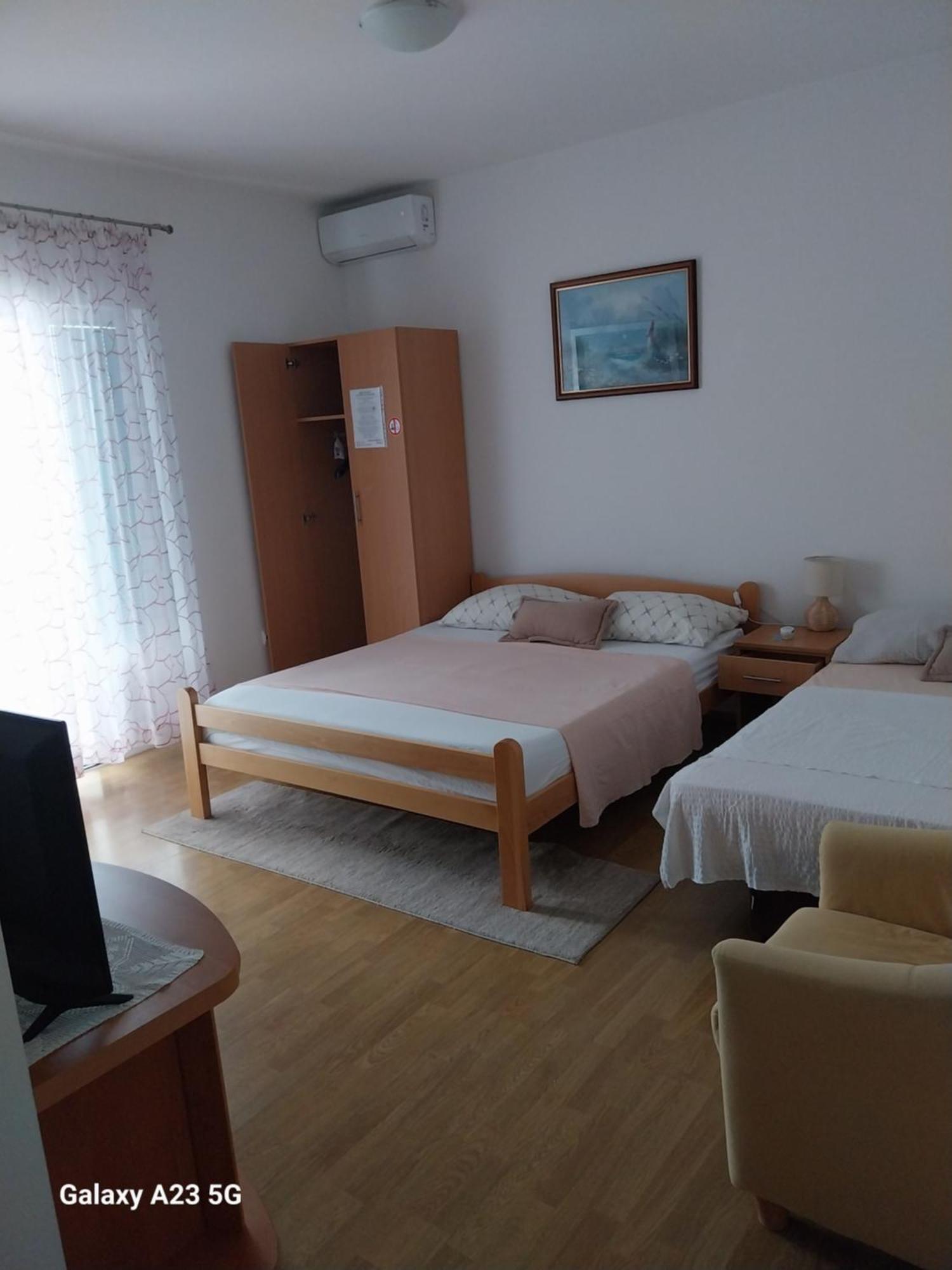 Apartmani Liberan Neum Exterior foto